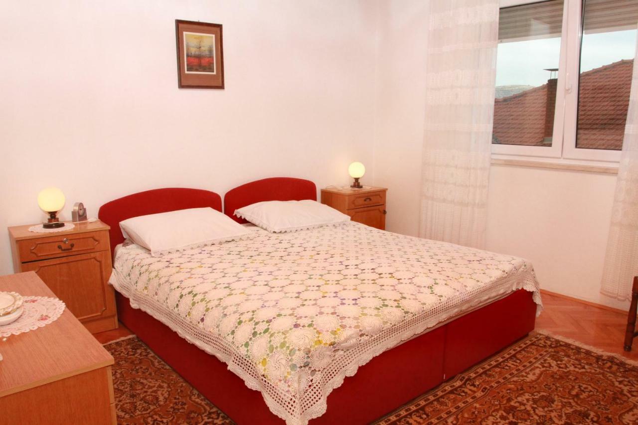Raos Iva Apartment โตรกีร์ ภายนอก รูปภาพ