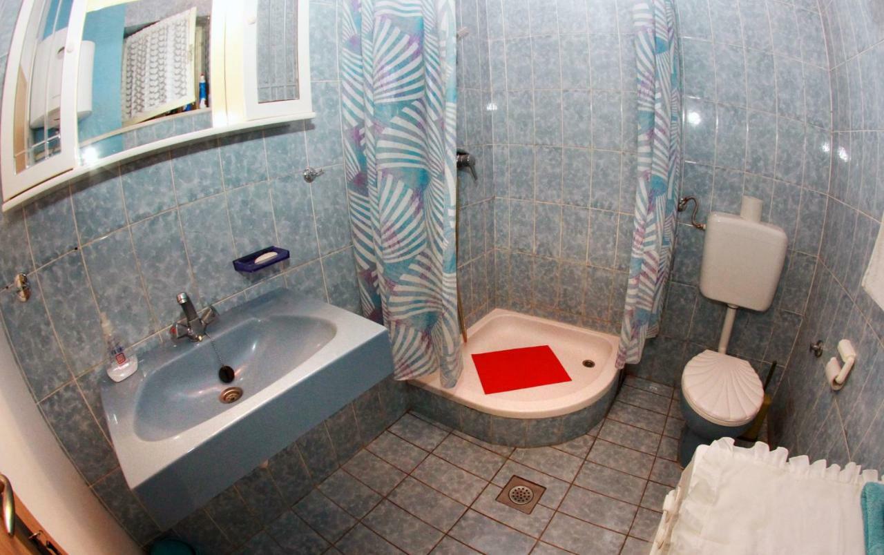 Raos Iva Apartment โตรกีร์ ภายนอก รูปภาพ
